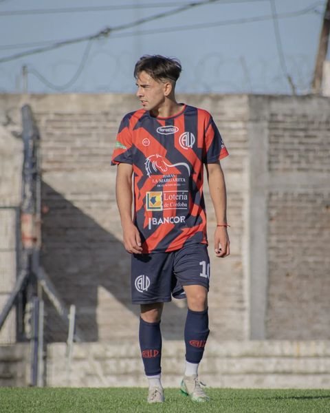 Enzo Paredes