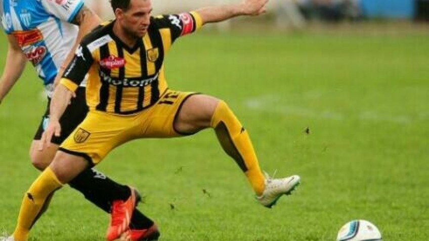 Mariano González, el segundo refuerzo de Santamarina