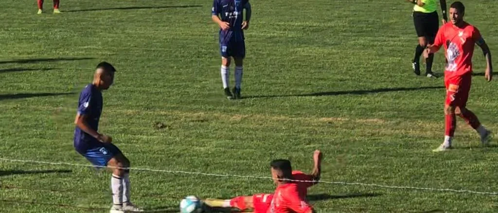 INDEPENDIENTE (CHIVILCOY), ÁRBITROS Y ENTRENAMIENTO – CLUB