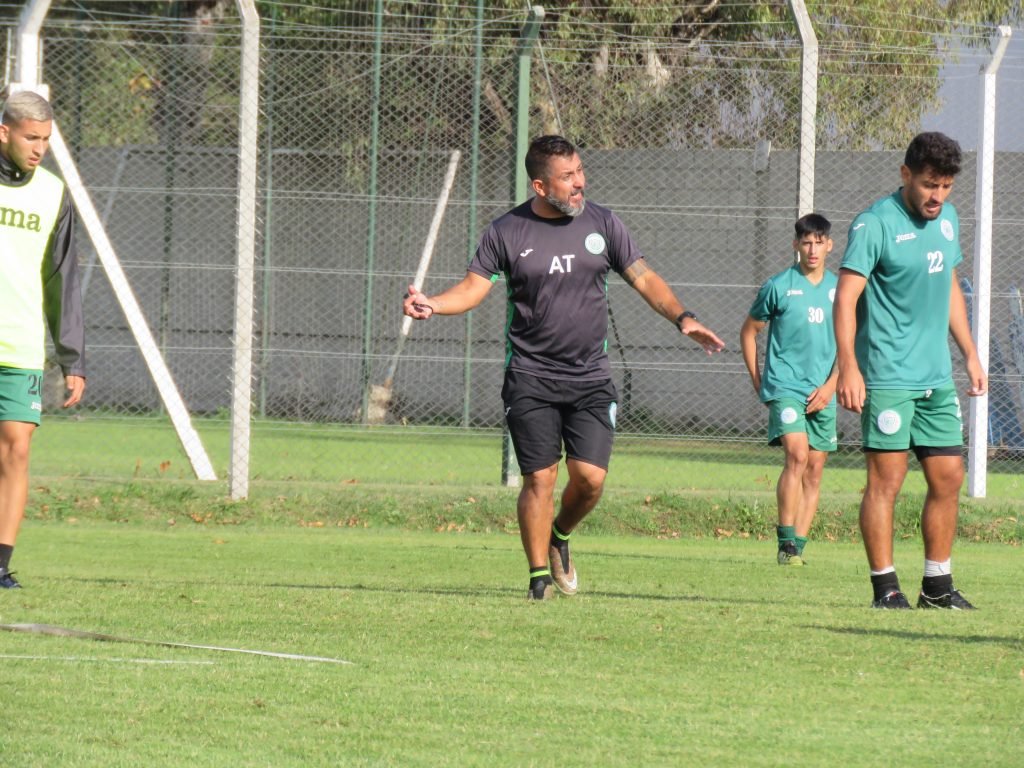 LIVIO PRIETO CAMIONEROS DT 2021