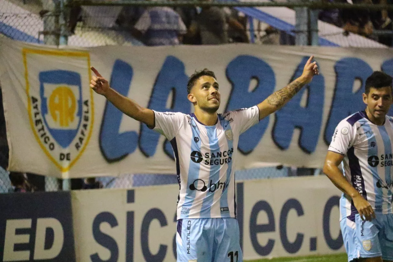 GONZALO LENCINA ATLÉTICO RAFAELA