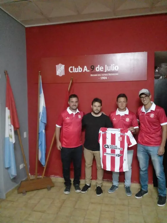 Barbero oficializado como DT de 9 de Julio