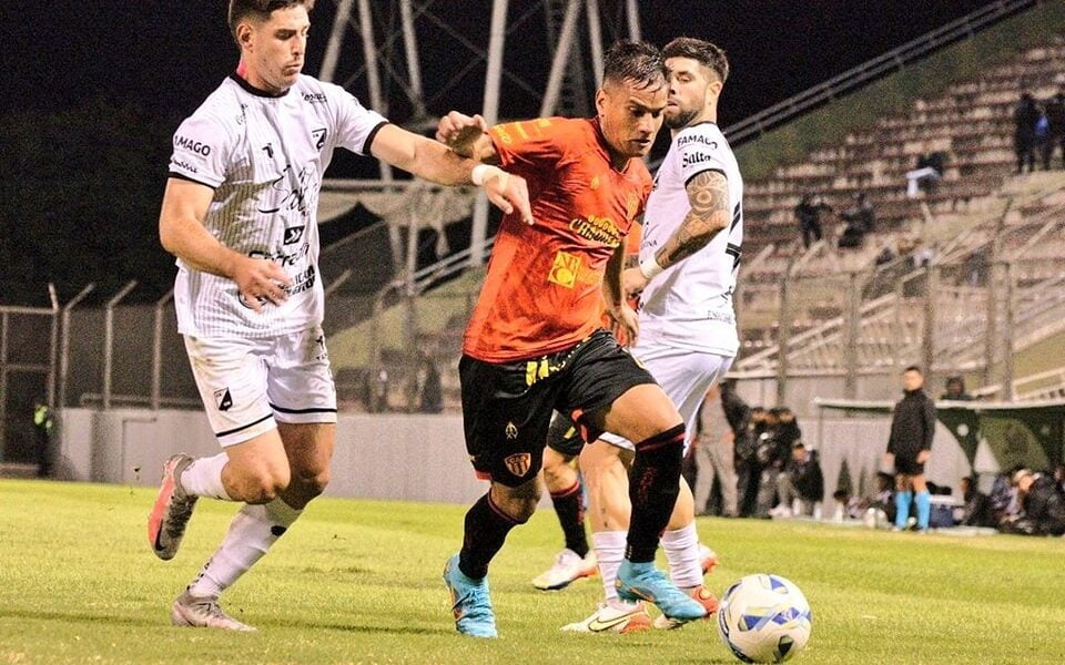 Central Norte cayó por 3-2 en Salta contra Sarmiento de Resistencia (Foto: Prensa Central Norte)