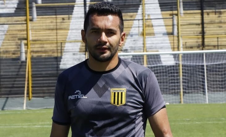 Talleres de Remedios Escalada le ganó a San Miguel y ascendió al