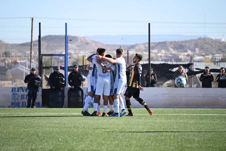 Deportivo Rincón Santamarina Tandil Federal A 2025