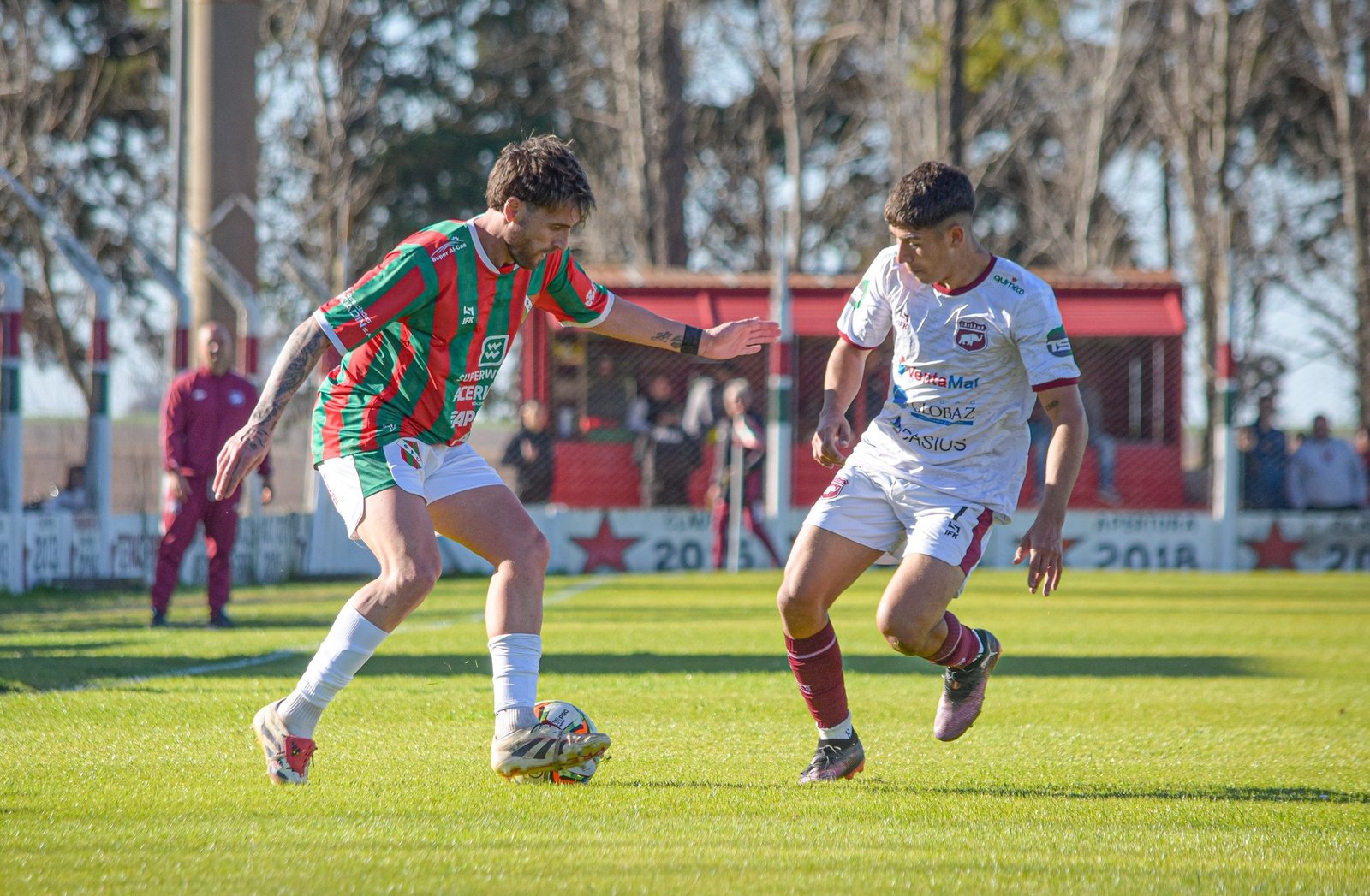 Gran triunfo Granate por la permanencia: Defensores de Villa Ramallo superó a Sportivo Las Parejas en La Perrera