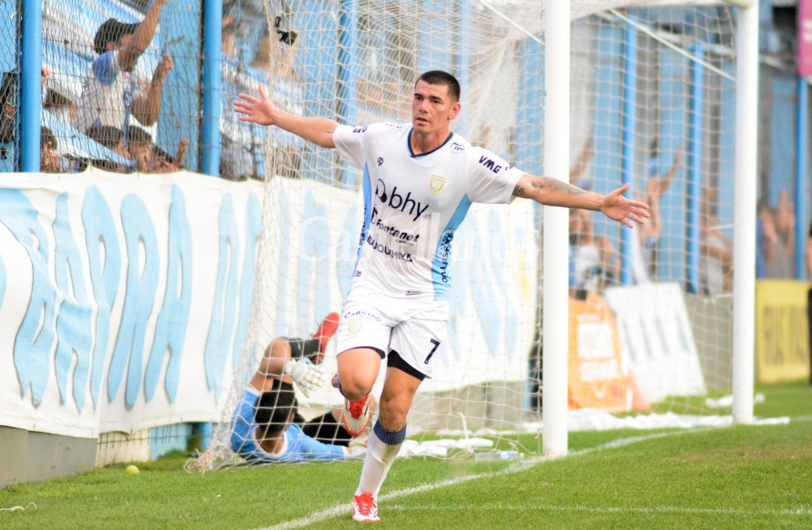 Rafaela clasificó y mantiene vivo el sueño de ascenso