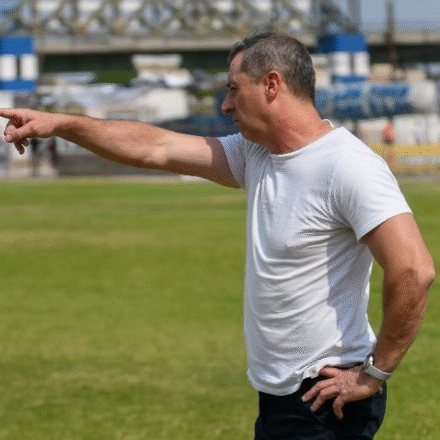 Cristian Molins dejó su cargo como entrenador en Sarmiento La Banda