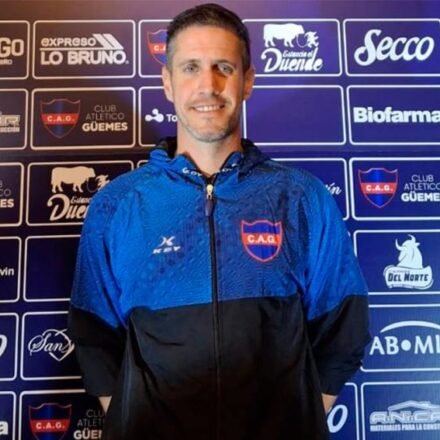 Güemes presentó oficialmente a Juan Vita como nuevo director técnico