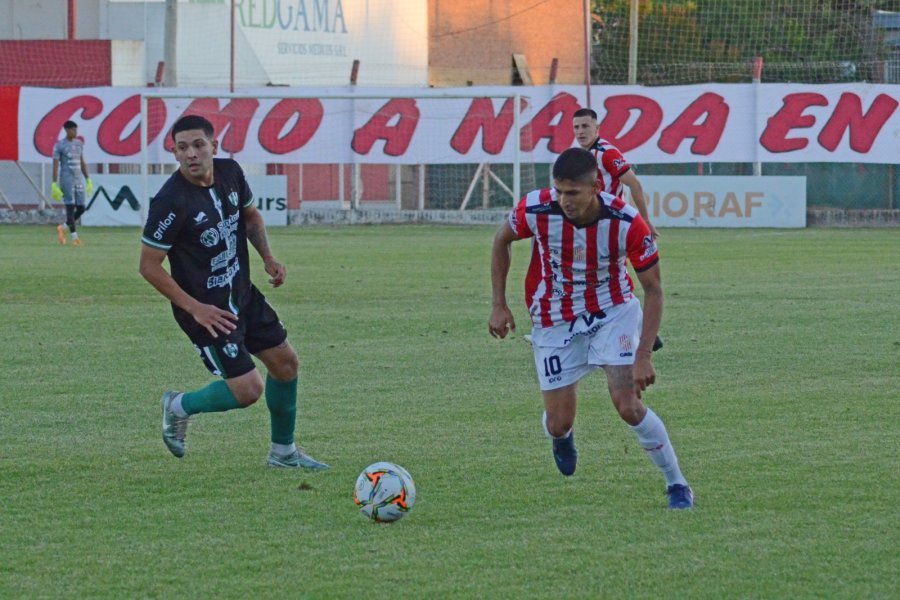 El León rugió en la última: 9 de Julio superó a Gimnasia de Chivilcoy sobre la hora y sacó ventaja