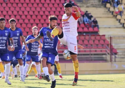 El Profe derrotó al Decano: en el duelo de Sarmientos los tres puntos fueron a La Banda