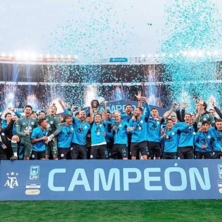 Belgrano se convirtió en el primer club, indirectamente afiliado a la AFA, en ser campeón en la máxima división